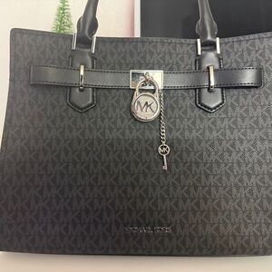 Michael Kors Hamilton Satchel in Black zebra print